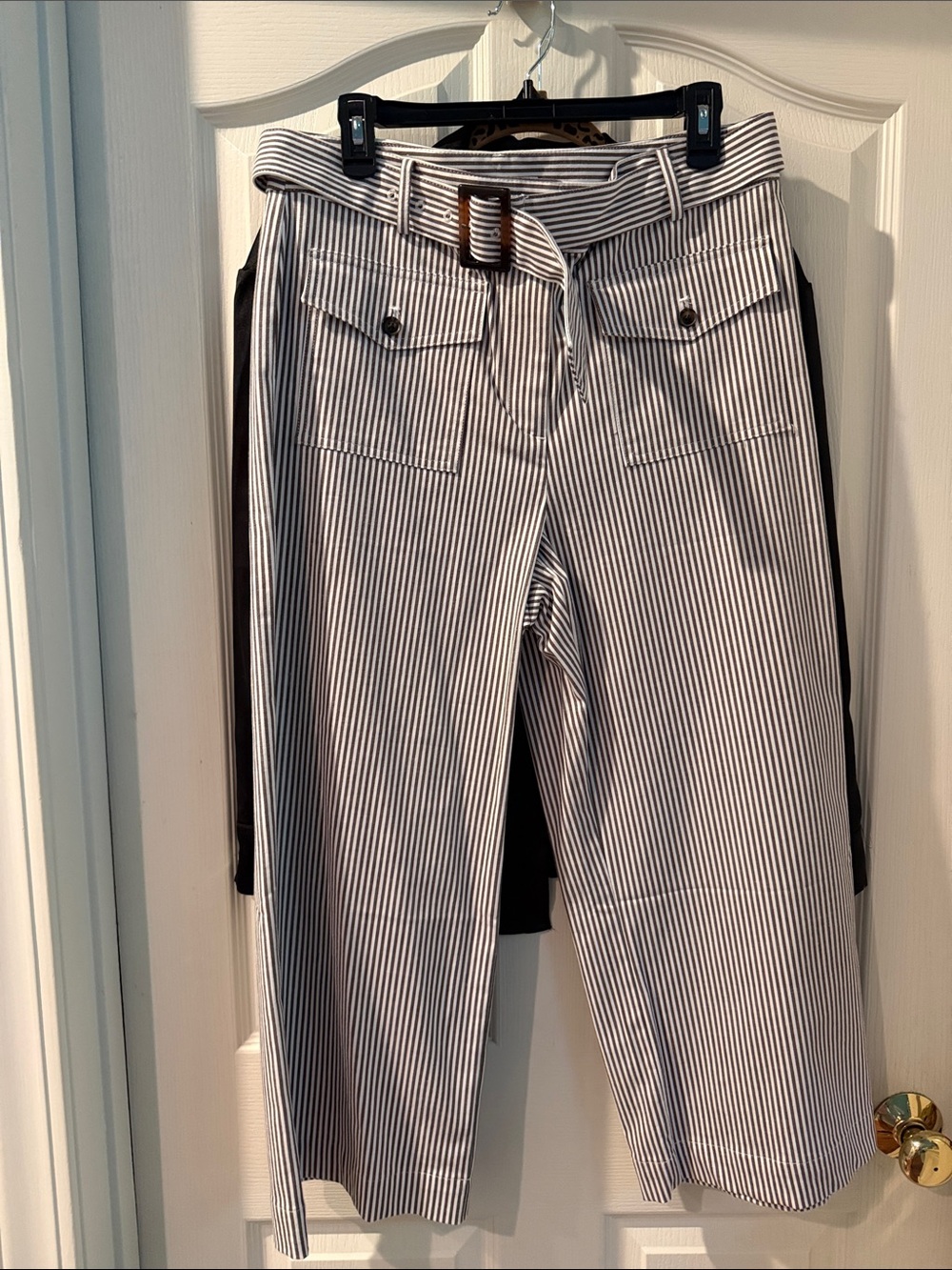 Loft Striped Cotton-Blend women’s Pants with Belt - White/brown NWOT